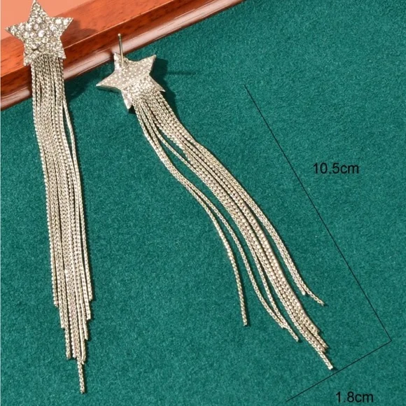 ❌RESERVED❌ Long Silver-Tone Sparkly Star Earrings BRAND NEW - Picture 5 of 7